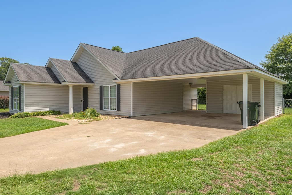 355 Owens Road Fort Mitchell, AL 36856 - Photo 9 of 49