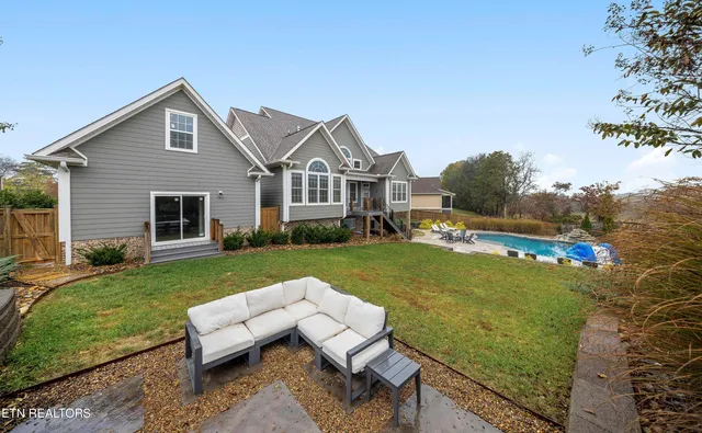 $1,415,000 | 3434 Helmsley Court, Maryville, TN 37803