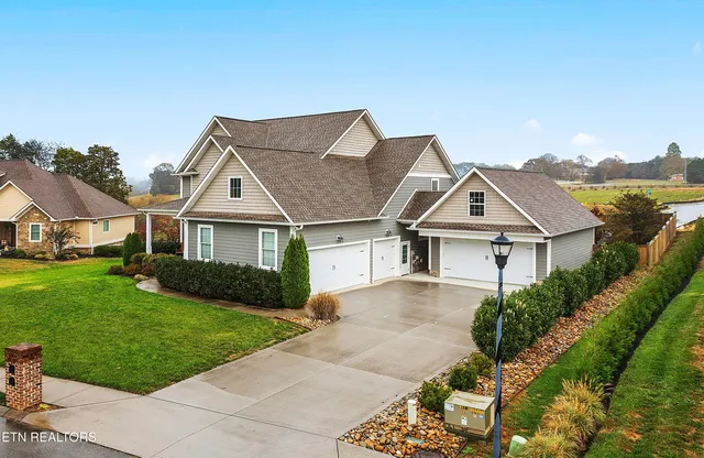 $1,415,000 | 3434 Helmsley Court, Maryville, TN 37803