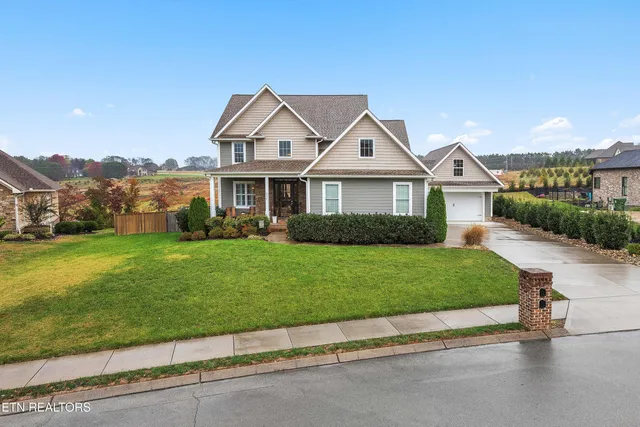$1,415,000 | 3434 Helmsley Court, Maryville, TN 37803