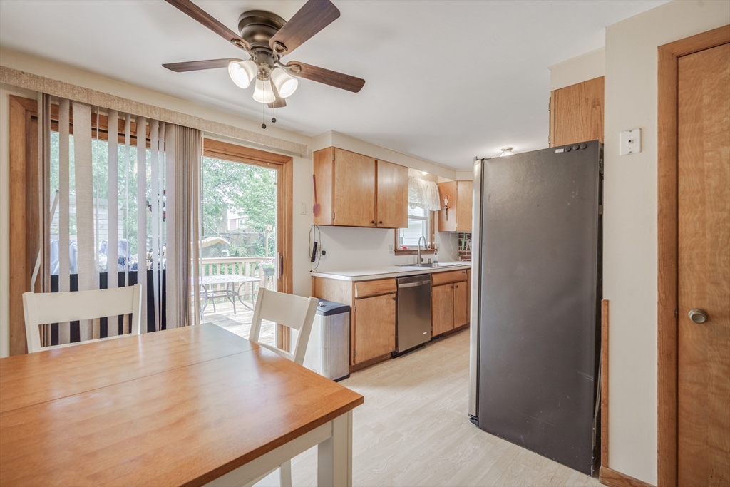 152 Silvin Road Chicopee, MA 01013 - Photo 14 of 36 Gallery Image 14