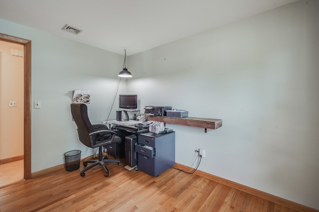 152 Silvin Road Chicopee, MA 01013 - Photo 30 of 36 Gallery Image 30