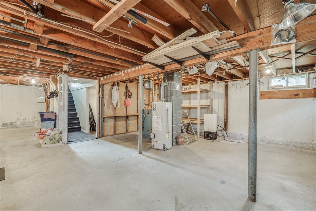 152 Silvin Road Chicopee, MA 01013 - Photo 34 of 36 Gallery Image 34