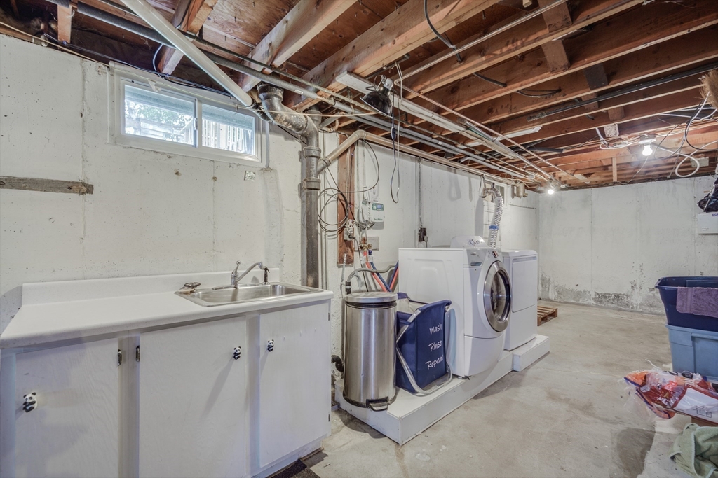152 Silvin Road Chicopee, MA 01013 - Photo 36 of 36 Gallery Image 36