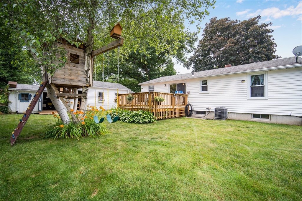 152 Silvin Road Chicopee, MA 01013 - Photo 7 of 36 Gallery Image 7