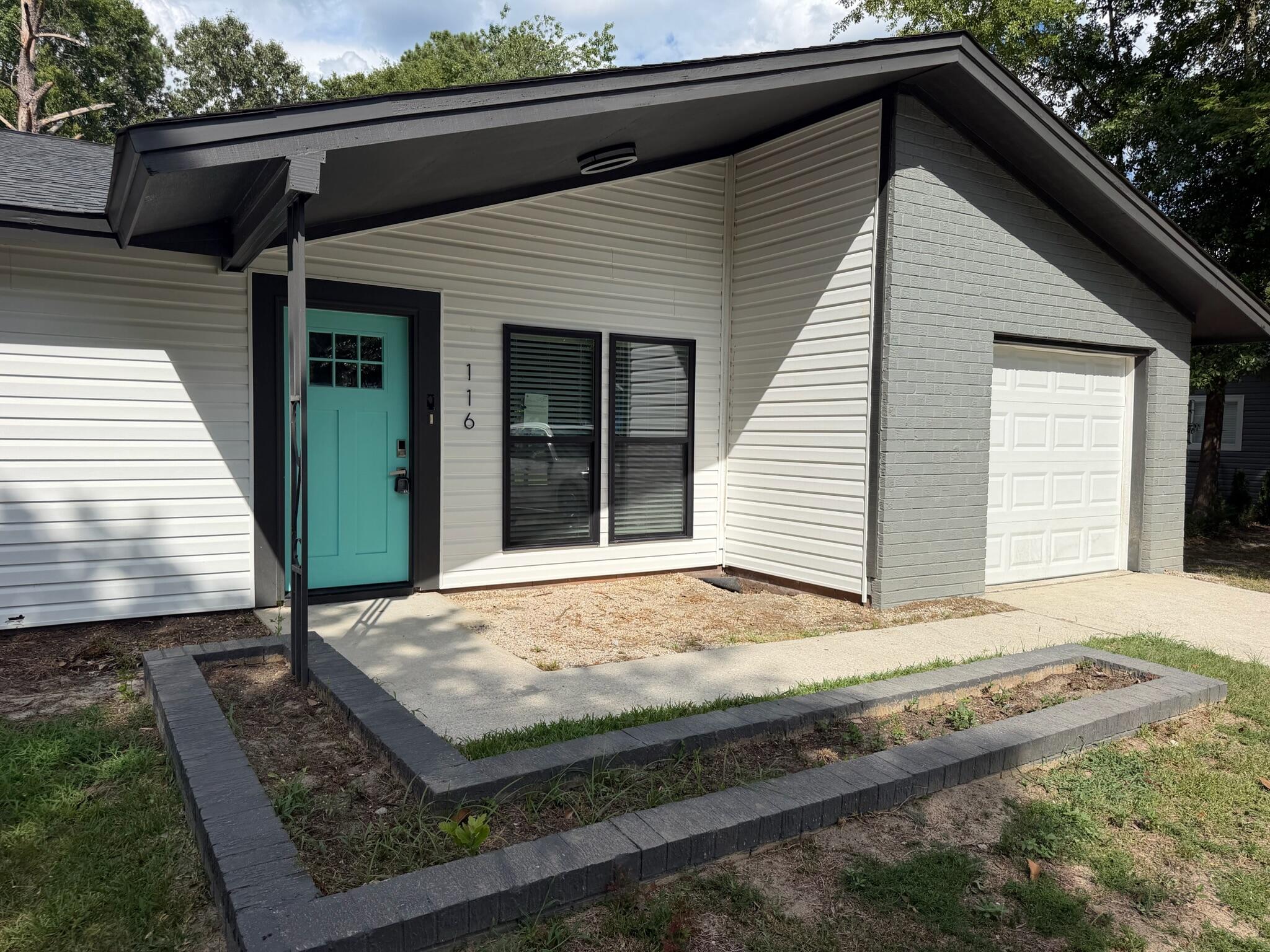 116 State Rd S-8-922 Moncks Corner, SC 29461 - Photo 2 of 13 Front