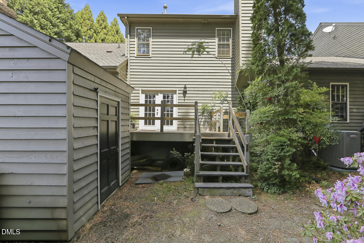 902 Albany Court Raleigh, NC 27615 - Photo 29 of 29 041