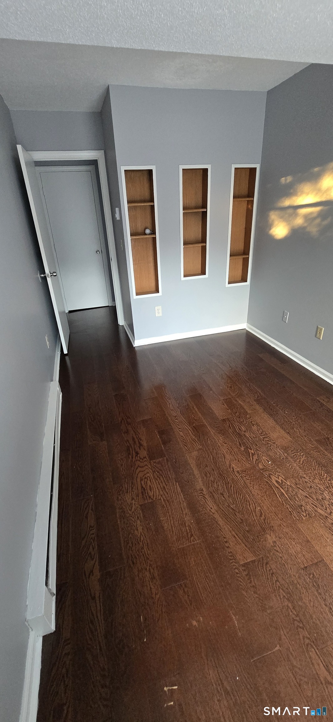 925 Oronoke Road, Unit 12C Waterbury, CT 06708 - Photo 4 of 20 a view of front door