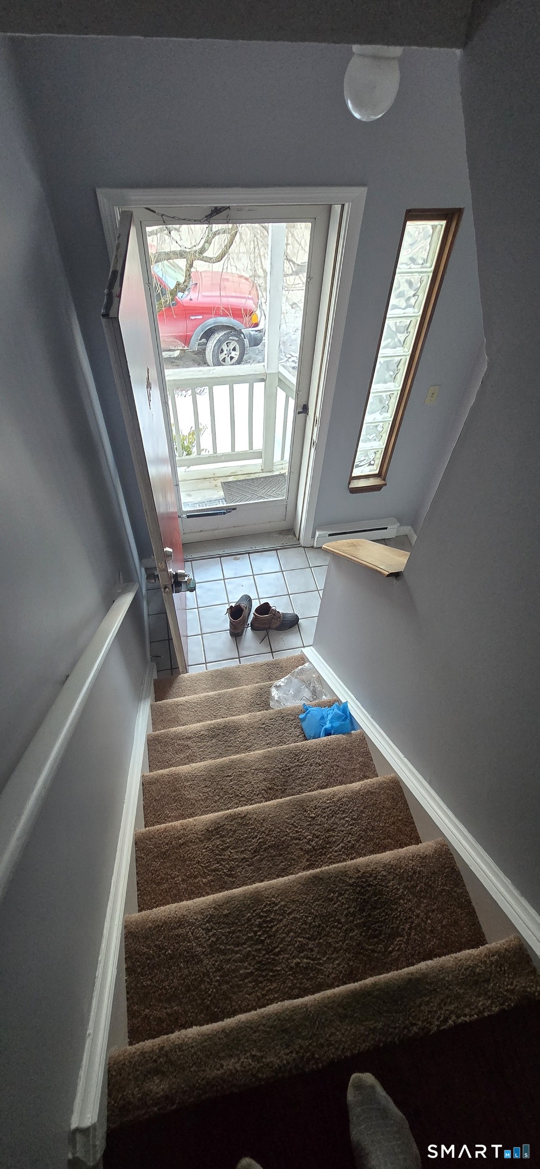 925 Oronoke Road, Unit 12C Waterbury, CT 06708 - Photo 7 of 20 a view of entryway