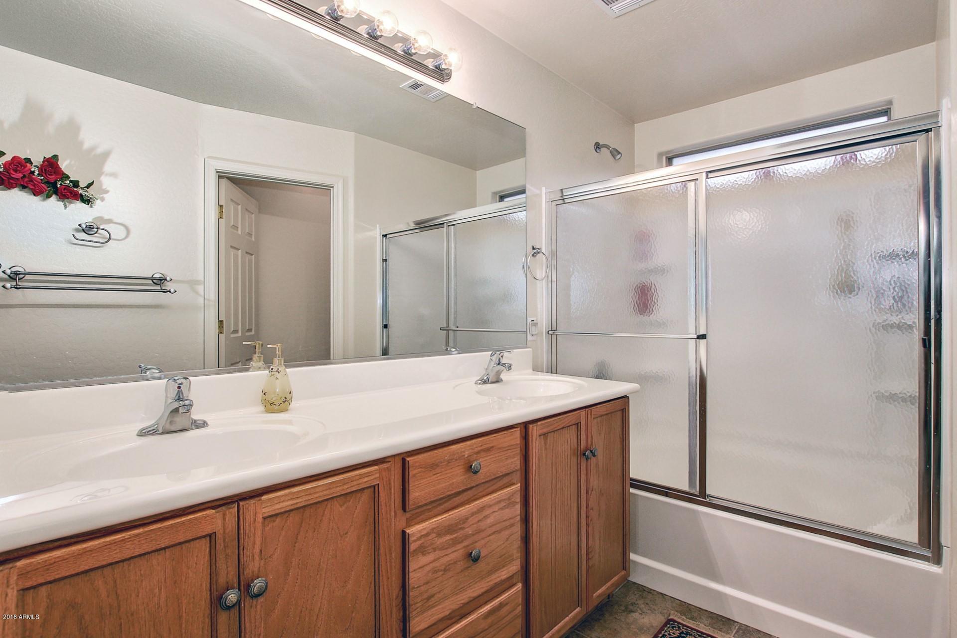 3536 East Hopkins Road Gilbert, AZ 85295 - Photo 20 of 28 0024-Hopkins - 3536 (21)