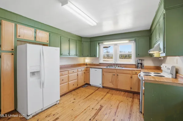 $215,000 | 1501 Eatonville Road, Hattiesburg, MS 39401