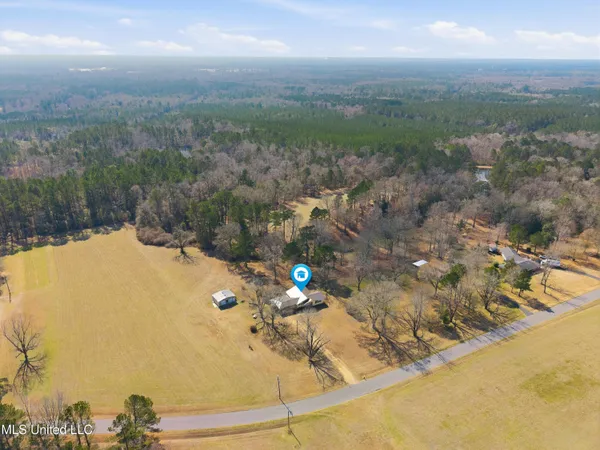 $215,000 | 1501 Eatonville Road, Hattiesburg, MS 39401