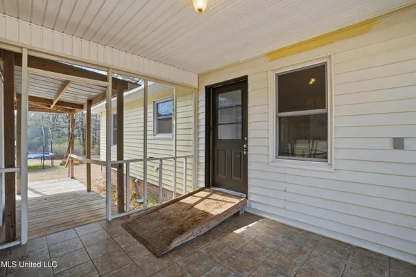 $215,000 | 1501 Eatonville Road, Hattiesburg, MS 39401