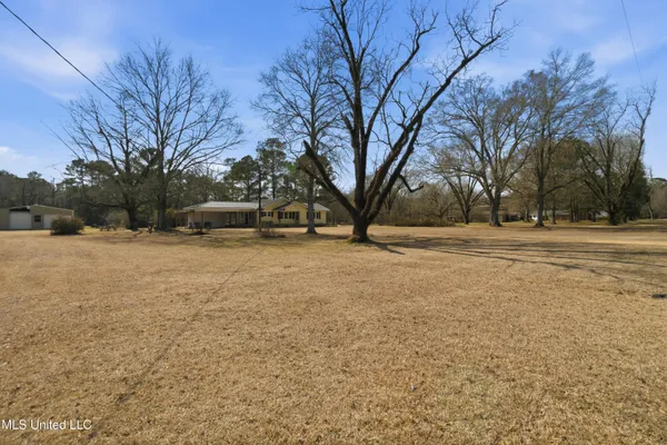 $215,000 | 1501 Eatonville Road, Hattiesburg, MS 39401