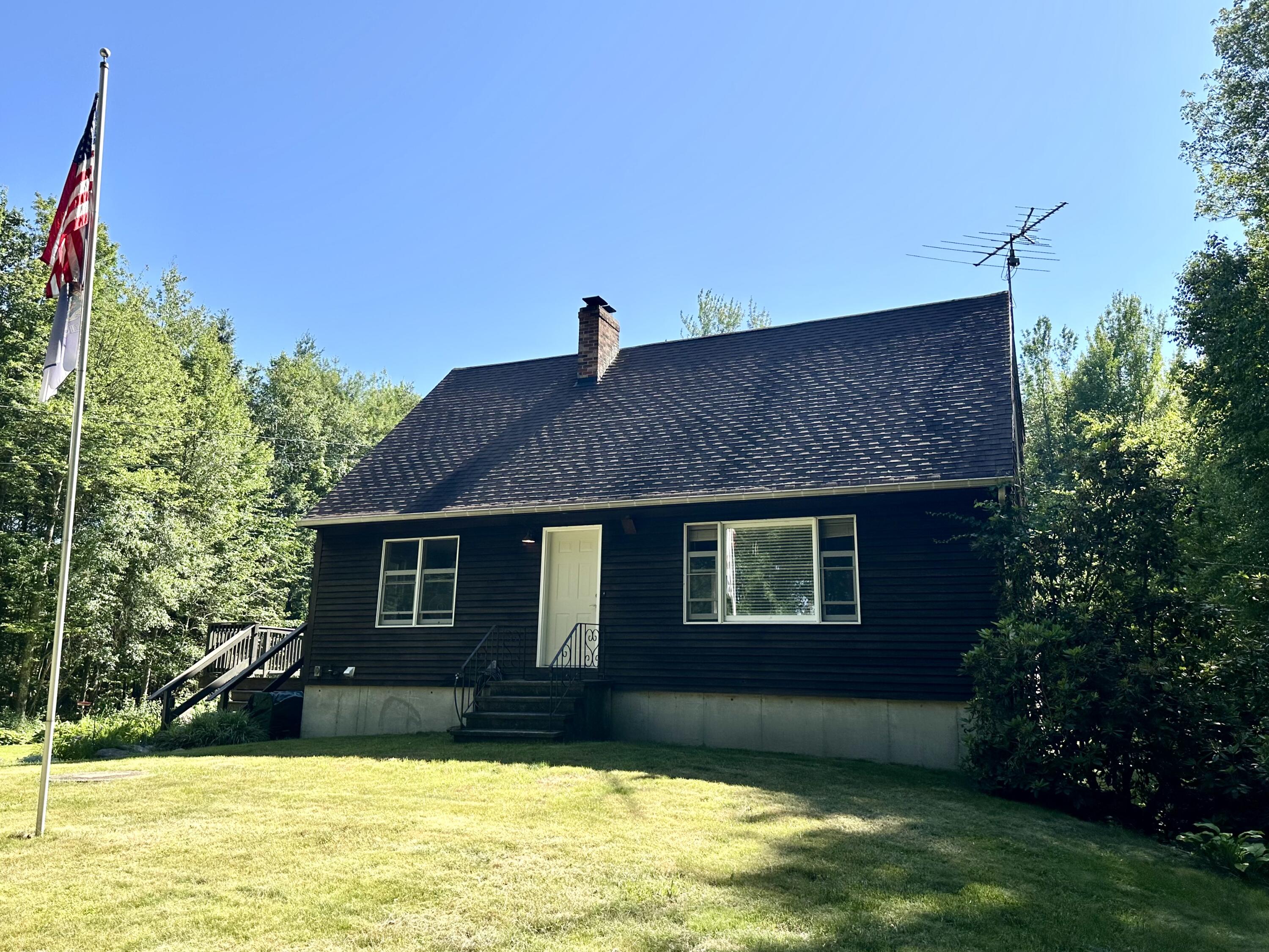 33 Jellerson Road Sanford, ME 04073 - Photo 1 of 28 1 - Front