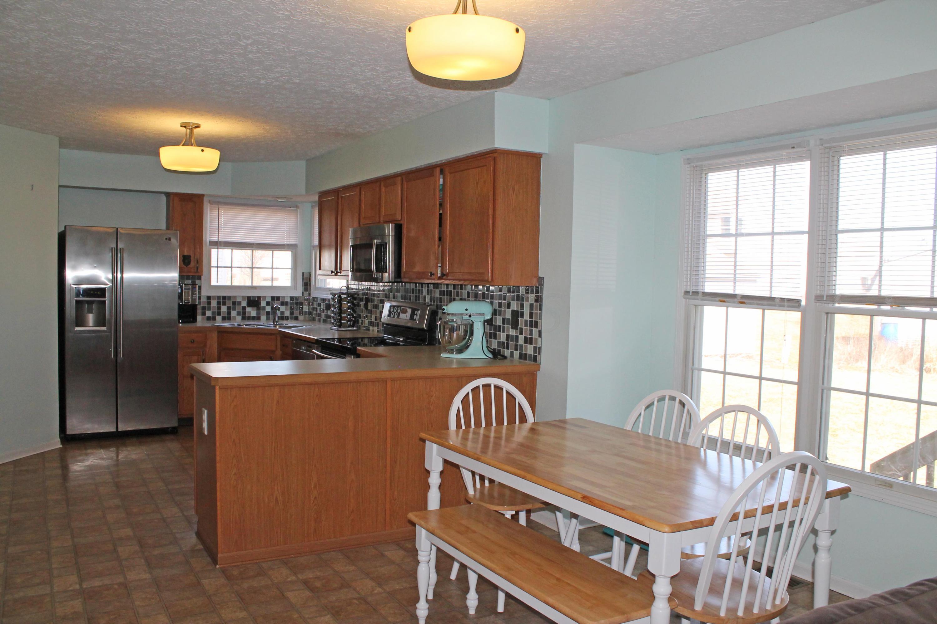9777 Lynns Road Southwest Pataskala, OH 43062 - Photo 10 of 32