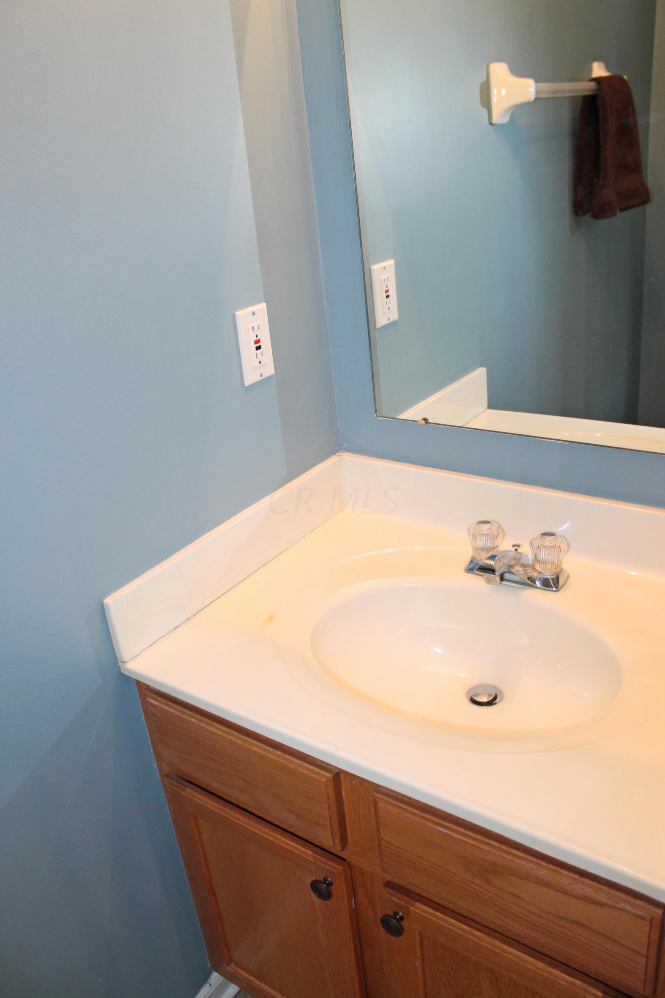 9777 Lynns Road Southwest Pataskala, OH 43062 - Photo 14 of 32