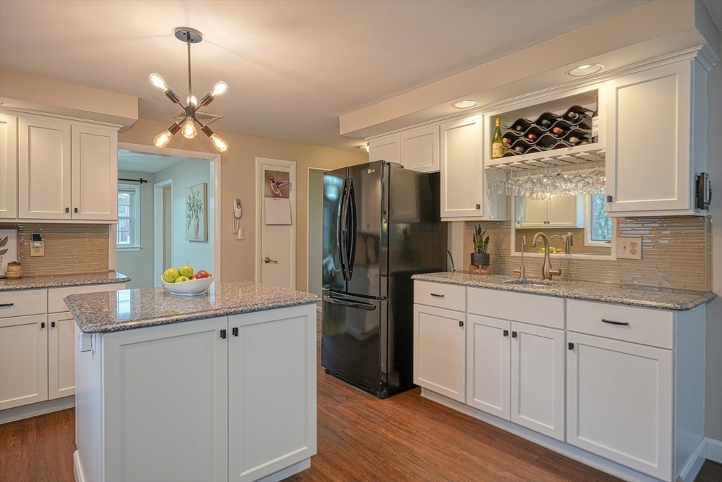 13 Jackson Road Burlington, MA 01803 - Photo 7 of 42 Gallery Image 7