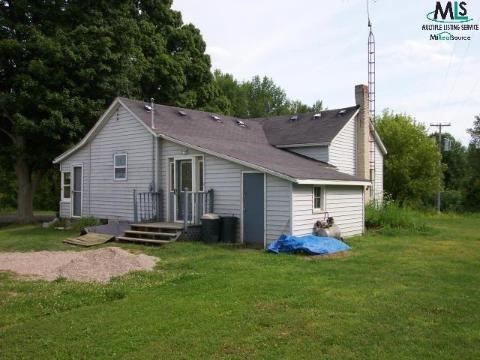 4761 North Lake Road Columbiaville, MI 48421 - Photo 2 of 6 433958-1.JPG