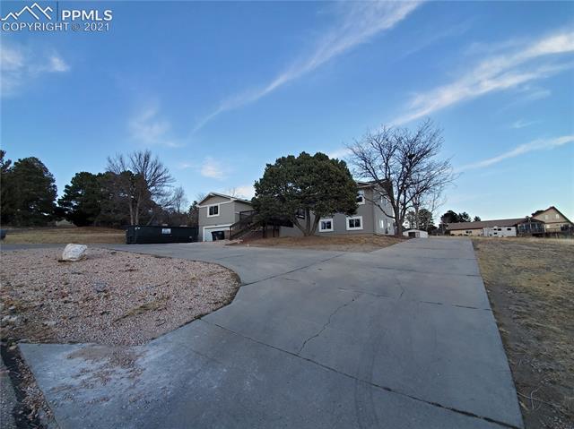 5235 Miranda Road Colorado Springs, CO 80918 - Photo 3 of 20 Gallery Image 3