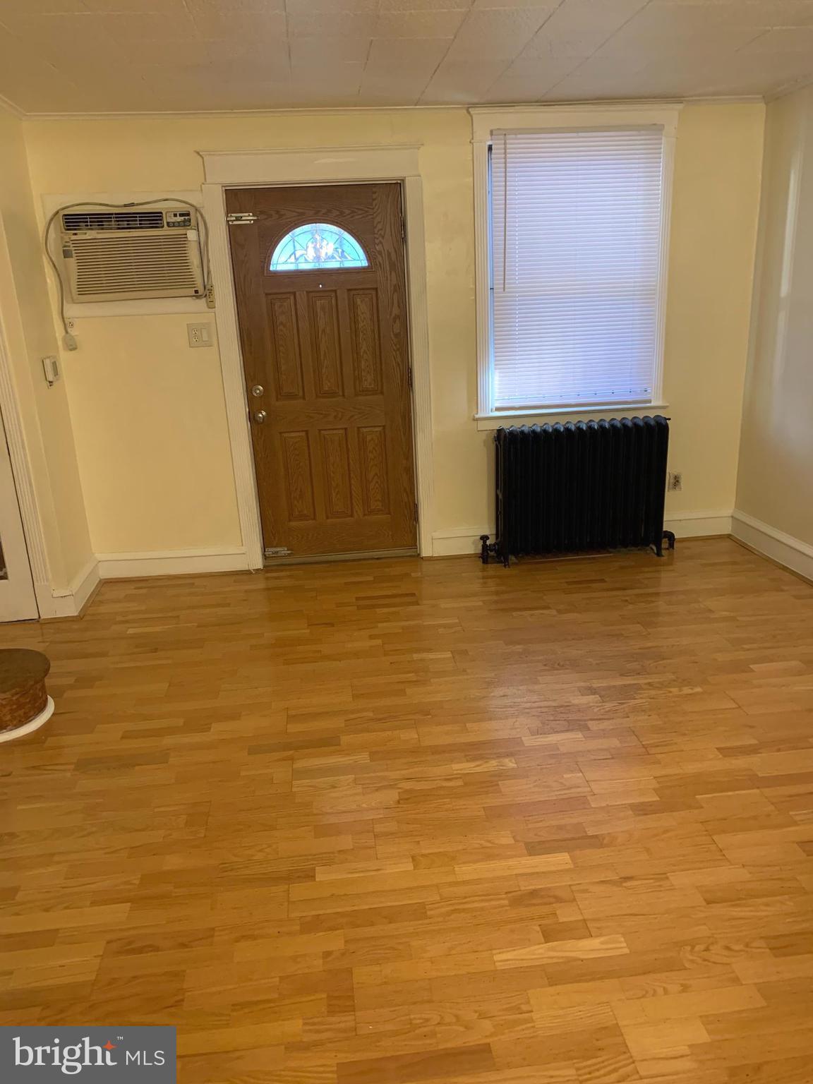 6923 Guilford Road Upper Darby, PA 19082 - Photo 6 of 28 Living room from Dr entrance