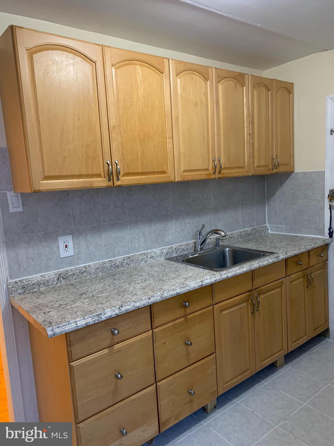 6923 Guilford Road Upper Darby, PA 19082 - Photo 8 of 28 Updated Kitchen