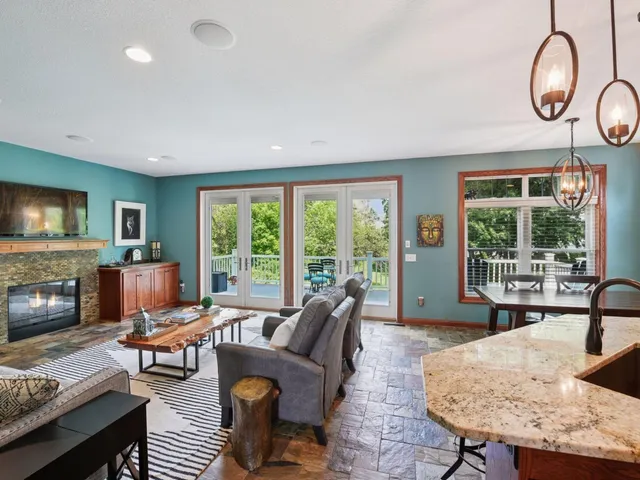 $869,000 | 5782 Bartlett Boulevard, Mound, MN 55364