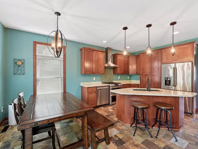 $869,000 | 5782 Bartlett Boulevard, Mound, MN 55364