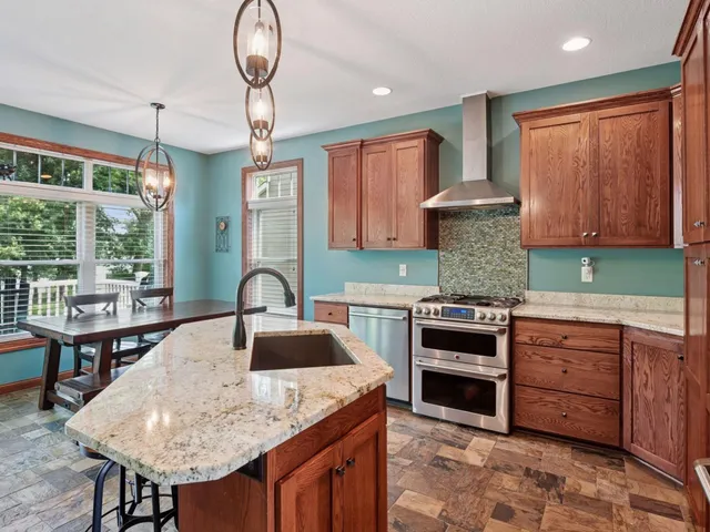 $869,000 | 5782 Bartlett Boulevard, Mound, MN 55364