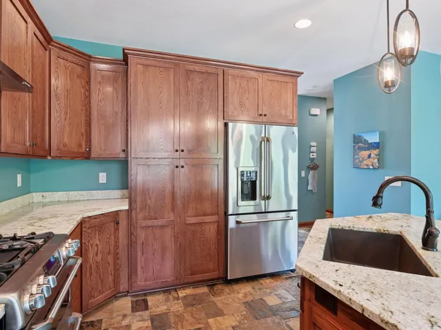 $869,000 | 5782 Bartlett Boulevard, Mound, MN 55364