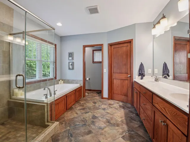 $869,000 | 5782 Bartlett Boulevard, Mound, MN 55364