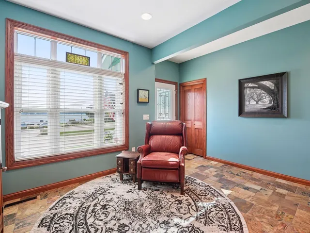 $869,000 | 5782 Bartlett Boulevard, Mound, MN 55364