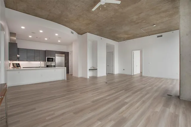 $5,935 | 2728 McKinnon Street, Unit 2104, Dallas, TX 75201