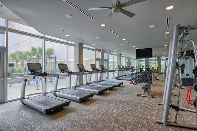 $5,935 | 2728 McKinnon Street, Unit 2104, Dallas, TX 75201