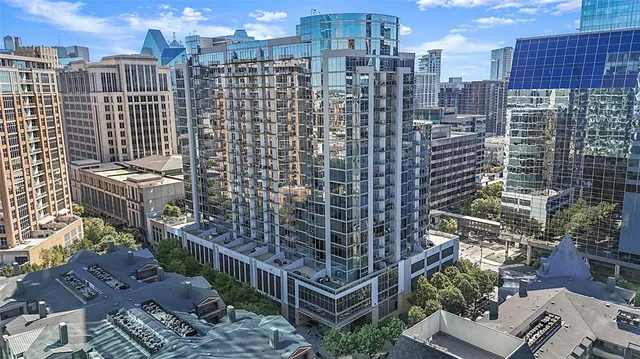 $5,935 | 2728 McKinnon Street, Unit 2104, Dallas, TX 75201