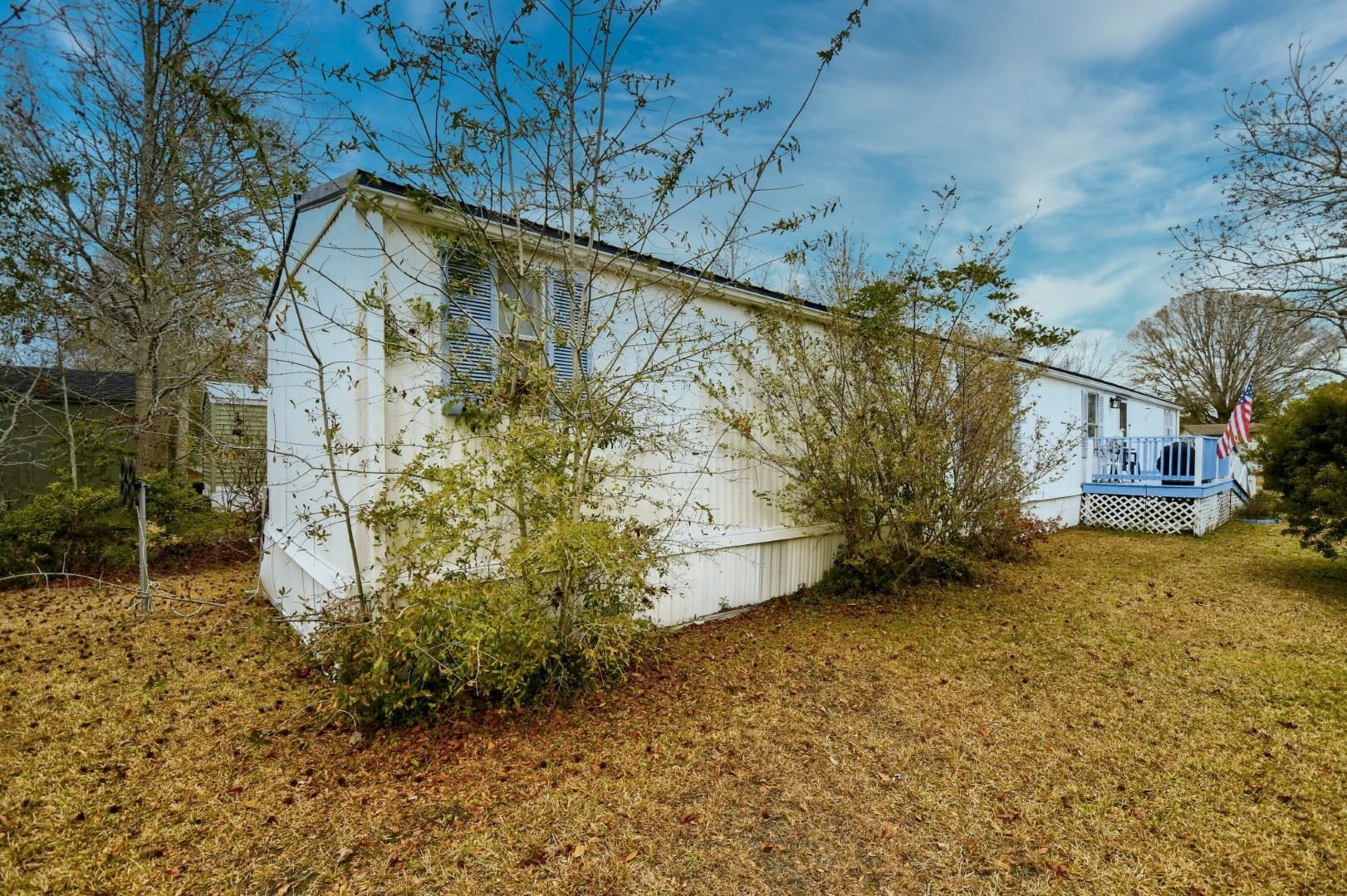 19 Crooked Island Circle Murrells Inlet, SC 29576 - Photo 27 of 42