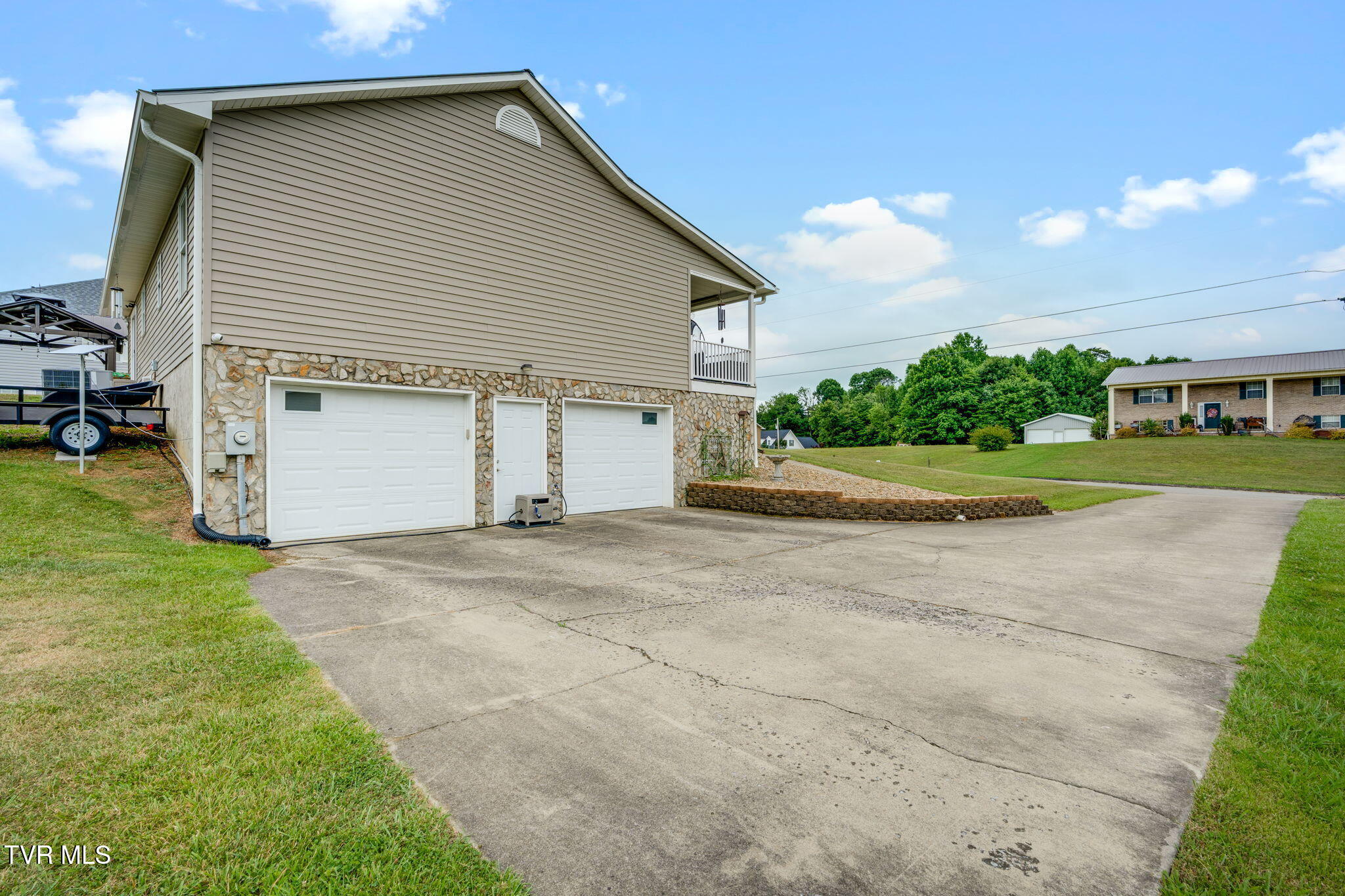 69 Pine Ridge Drive Afton, TN 37616 - Photo 24 of 38 024 (20)