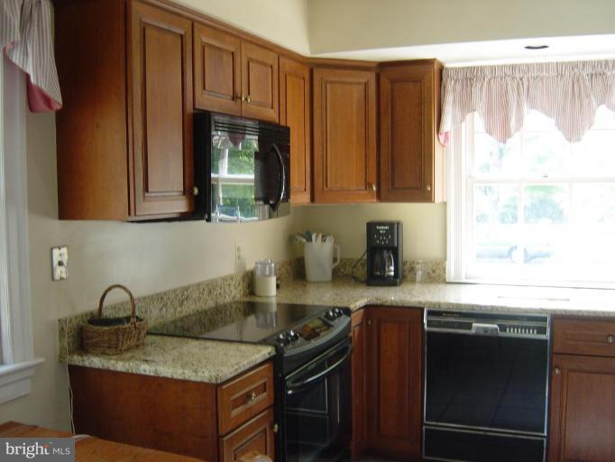 2510 Culpeper Road Alexandria, VA 22308 - Photo 8 of 21 Kitchen #2