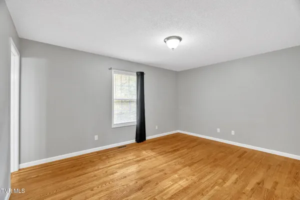 $2,500 | 1125 Faye Street, Unit 11, Kingsport, TN 37660