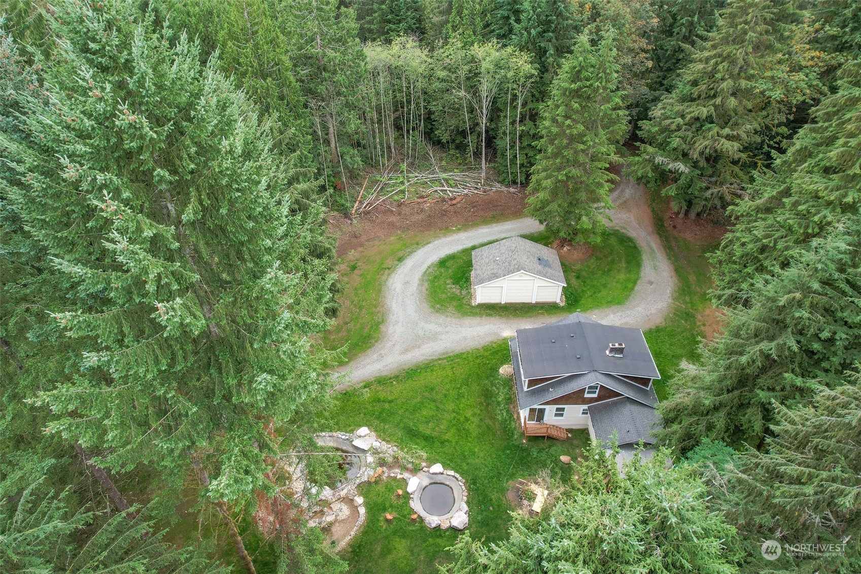 9908 Upper Preston Road Southeast Issaquah, WA 98027 - Photo 2 of 26 Gallery Image 2