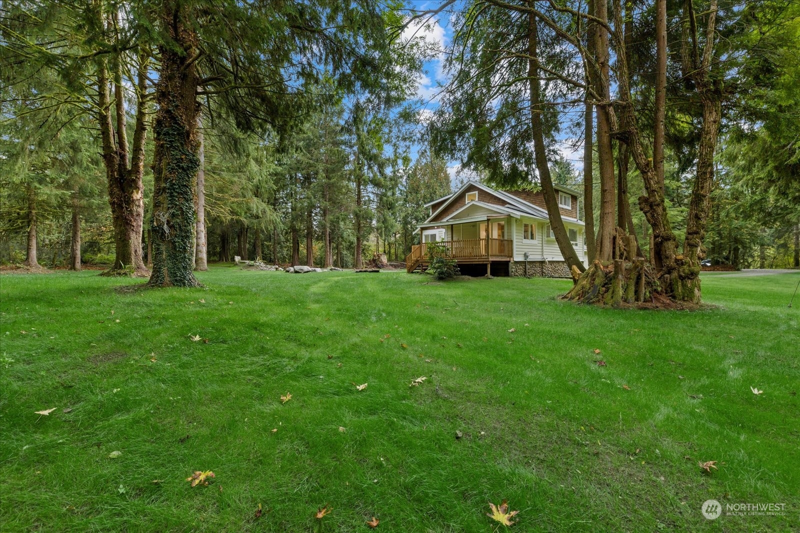 9908 Upper Preston Road Southeast Issaquah, WA 98027 - Photo 22 of 26 Gallery Image 22