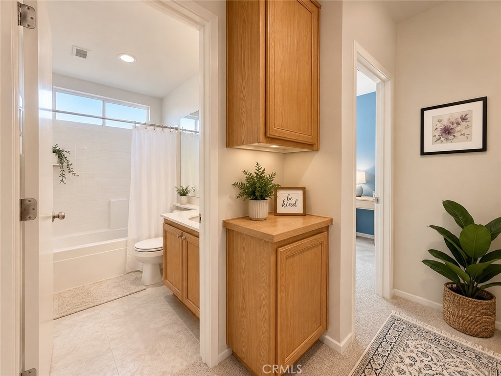 292 Edgemire Lane Simi Valley, CA 93065 - Photo 29 of 45