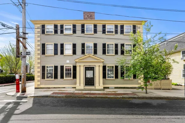 $519,000 | 125 Derby Street, Unit D, Salem, MA 01970