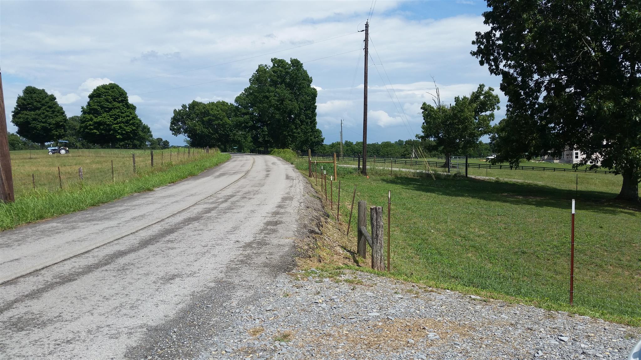 7997 Old Pinewood Road Bon Aqua, TN 37025 - Photo 11 of 13