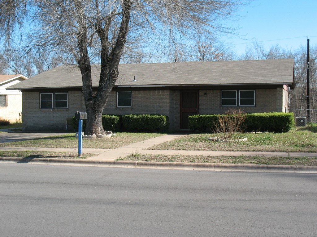1119 Arthur Stiles Road Austin, TX 78721 - Photo 1 of 1 Gallery Image 1