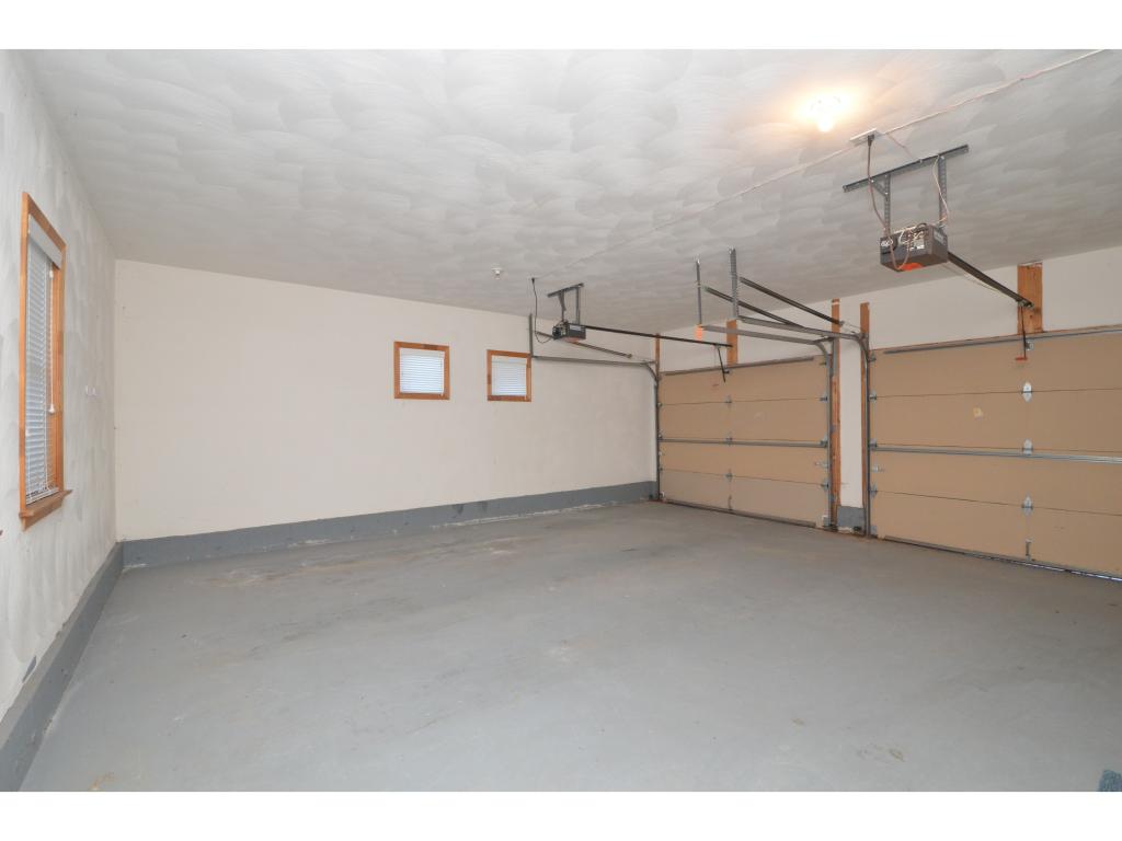 127 Hawthorne Road, Unit 405 Nashua, NH 03062 - Photo 28 of 29 Gallery Image 28