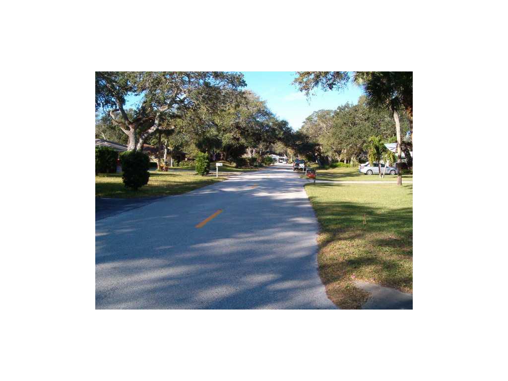 555 Holly Road Vero Beach, FL 32963 - Photo 7 of 7