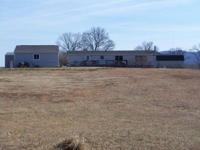 3234 Quarles Road Thaxton, VA 24174 - Photo 12 of 16 a view of a big room