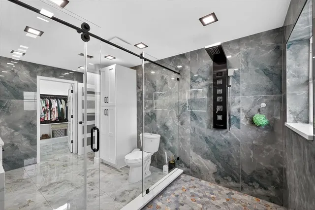 $750,000 | 811 Sandcastle Circle, Brandon, FL 33511