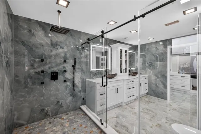 $750,000 | 811 Sandcastle Circle, Brandon, FL 33511